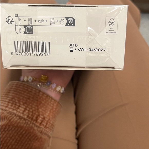 NWT ISDIN Isdinceutics Flavo-C Ultraglican Serum Ampoules (30 ampoules) - Picture 4 of 4